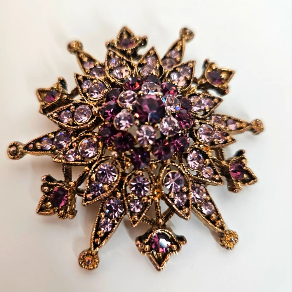 Vintage Bohemian Style Sparkling Purple Rhinestone Gold Tone Brooch